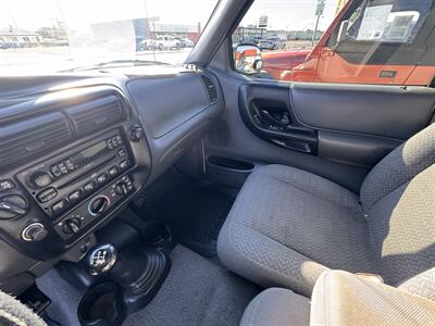 1999 Ford Ranger XL 2dr XL   - Photo 10 - Moses Lake, WA 98837