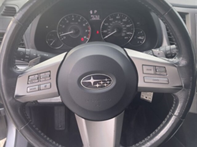 2011 Subaru Outback 2.5i Premium photo