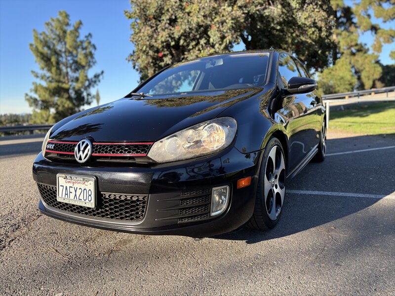 2013 Volkswagen GTI Base PZEV - Photo 11 - Fullerton, CA 92833-4276