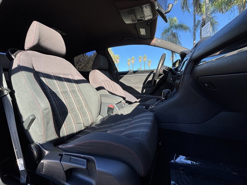2013 Volkswagen GTI Base PZEV - Photo 27 - Fullerton, CA 92833-4276