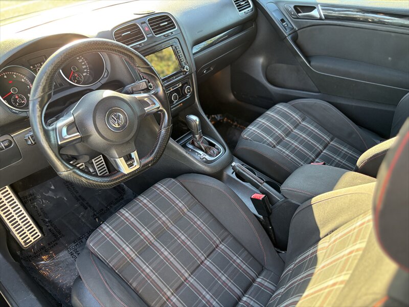 2013 Volkswagen GTI Base PZEV - Photo 19 - Fullerton, CA 92833-4276