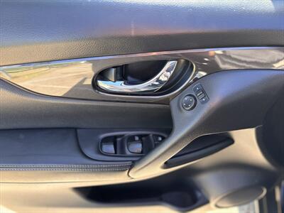 2018 Nissan Rogue SV   - Photo 29 - Fullerton, CA 92833-4276