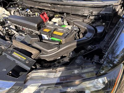 2018 Nissan Rogue SV   - Photo 27 - Fullerton, CA 92833-4276