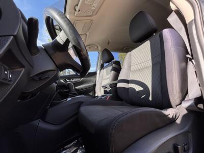 2018 Nissan Rogue SV   - Photo 21 - Fullerton, CA 92833-4276