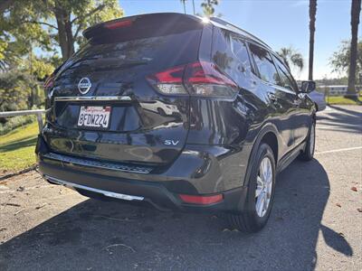 2018 Nissan Rogue SV   - Photo 4 - Fullerton, CA 92833-4276