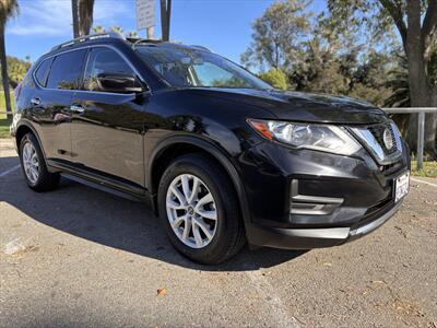 2018 Nissan Rogue SV   - Photo 2 - Fullerton, CA 92833-4276