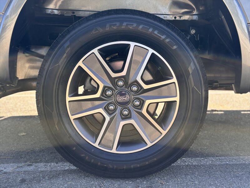 2017 Ford F-150 XLT - Photo 15 - Fullerton, CA 92833-4276
