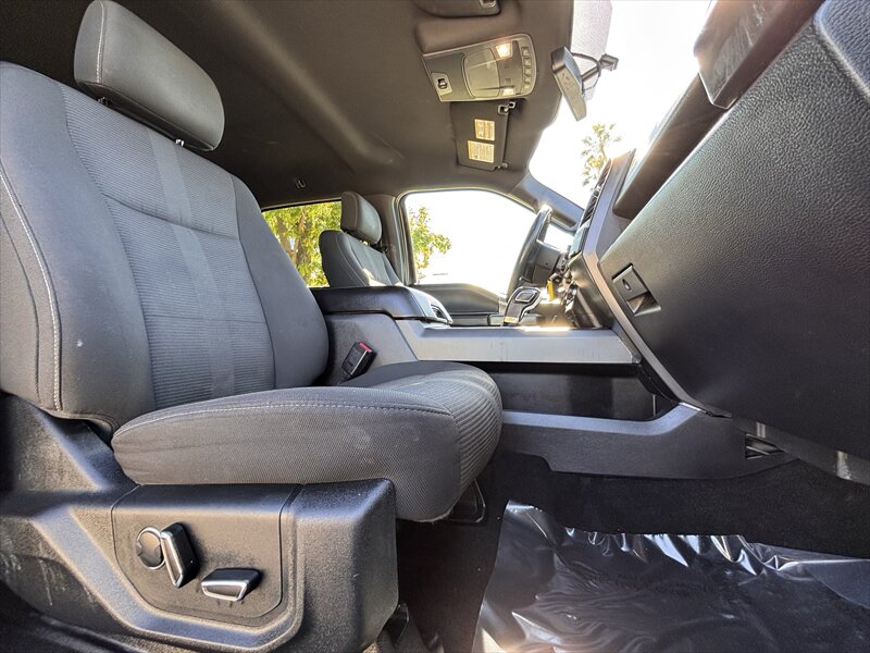 2017 Ford F-150 XLT - Photo 16 - Fullerton, CA 92833-4276