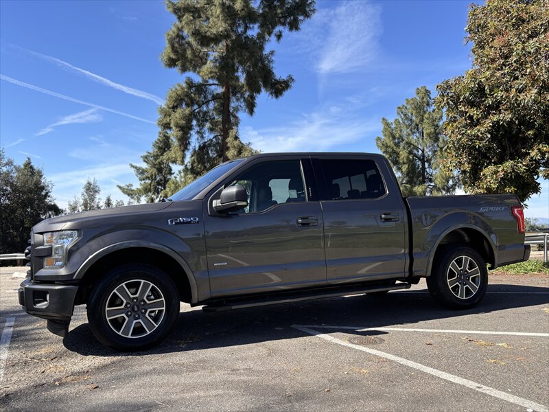 2017 Ford F-150 XLT - Photo 8 - Fullerton, CA 92833-4276