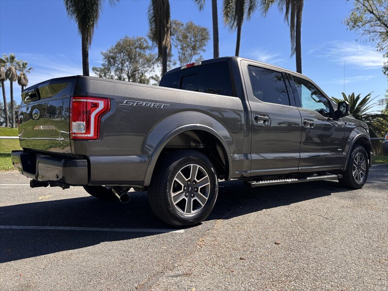2017 Ford F-150 XLT - Photo 11 - Fullerton, CA 92833-4276