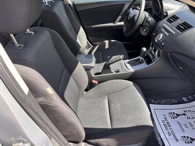 2011 Mazda Mazda3 i Sport   - Photo 18 - Fullerton, CA 92833-4276