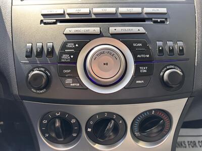 2011 Mazda Mazda3 i Sport   - Photo 32 - Fullerton, CA 92833-4276