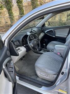 2009 Toyota RAV4 Limited   - Photo 2 - Midvale, UT 84047