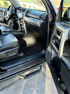 2018 Toyota 4Runner SR5   - Photo 7 - Midvale, UT 84047