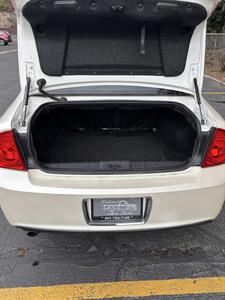 2010 Chevrolet Malibu LT   - Photo 5 - Midvale, UT 84047