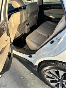2017 Subaru Outback 3.6R Limited - Photo 8 - Midvale, UT 84047