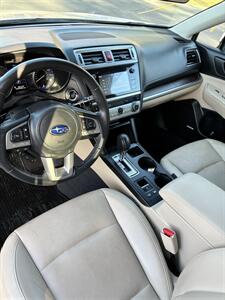 2017 Subaru Outback 3.6R Limited - Photo 10 - Midvale, UT 84047