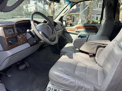 2004 Ford F-350 Super Duty XL 4dr Crew Cab XL   - Photo 3 - Midvale, UT 84047