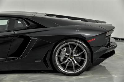 2015 Lamborghini Aventador LP 700-4   - Photo 9 - Joliet, IL 60435