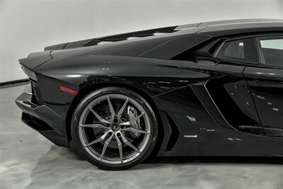 2015 Lamborghini Aventador LP 700-4   - Photo 13 - Joliet, IL 60435