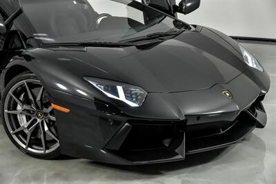 2015 Lamborghini Aventador LP 700-4   - Photo 3 - Joliet, IL 60435