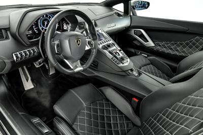 2015 Lamborghini Aventador LP 700-4   - Photo 22 - Joliet, IL 60435