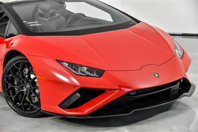 2021 Lamborghini Huracan EVO Spyder   - Photo 2 - Joliet, IL 60435