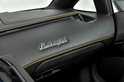 2015 Lamborghini Aventador LP 700-4 ROADSTER!   - Photo 33 - Joliet, IL 60435