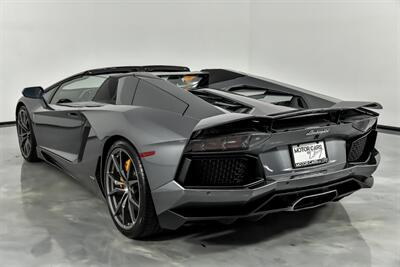 2015 Lamborghini Aventador LP 700-4 ROADSTER!   - Photo 11 - Joliet, IL 60435