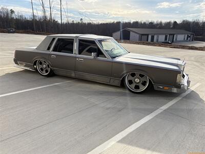 1988 Lincoln Town Car Cartier - Photo 25 - Statesville, NC 28677