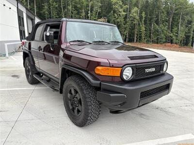 2007 Toyota FJ Cruiser Convertible   - Photo 2 - Statesville, NC 28677