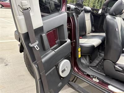 2007 Toyota FJ Cruiser Convertible   - Photo 76 - Statesville, NC 28677