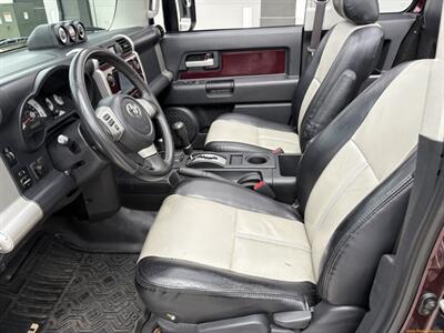 2007 Toyota FJ Cruiser Convertible   - Photo 5 - Statesville, NC 28677