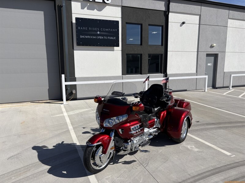 2010 Honda Gold Wing Trike   - Photo 1 - Statesville, NC 28677