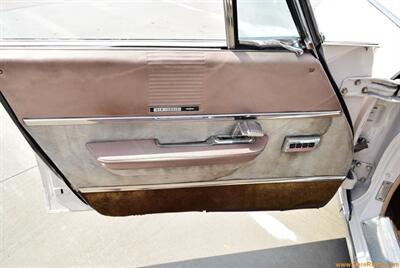 1962 Chrysler New Yorker Sedan   - Photo 49 - Statesville, NC 28677