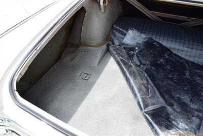 1962 Chrysler New Yorker Sedan   - Photo 46 - Statesville, NC 28677