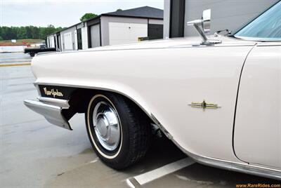 1962 Chrysler New Yorker Sedan   - Photo 10 - Statesville, NC 28677