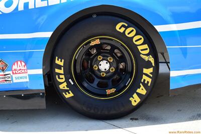 2021 Ford Mustang Roush NASCAR Cup Car - Photo 29 - Statesville, NC 28677