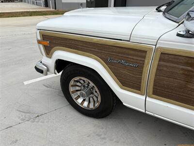 1988 Jeep Grand Wagoneer   - Photo 6 - Statesville, NC 28677