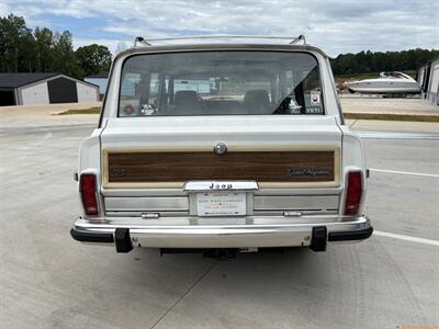 1988 Jeep Grand Wagoneer   - Photo 11 - Statesville, NC 28677