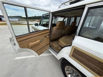 1988 Jeep Grand Wagoneer   - Photo 59 - Statesville, NC 28677