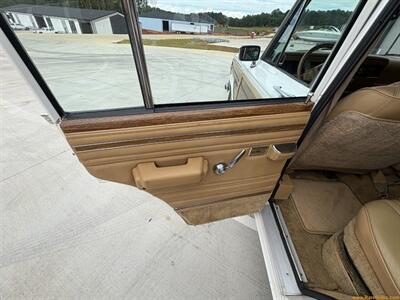1988 Jeep Grand Wagoneer   - Photo 60 - Statesville, NC 28677