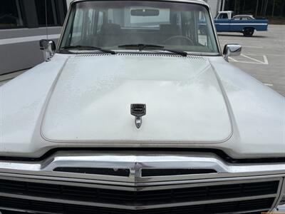 1988 Jeep Grand Wagoneer   - Photo 18 - Statesville, NC 28677