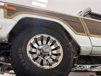 1988 Jeep Grand Wagoneer   - Photo 92 - Statesville, NC 28677