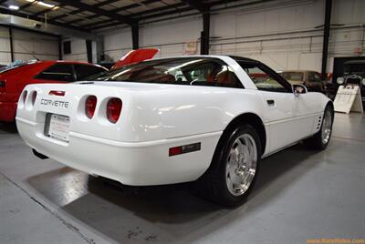 1993 Chevrolet Corvette   - Photo 18 - Mooresville, NC 28117