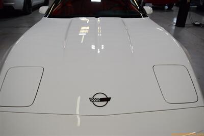 1993 Chevrolet Corvette   - Photo 12 - Mooresville, NC 28117