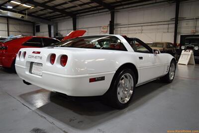 1993 Chevrolet Corvette   - Photo 4 - Mooresville, NC 28117