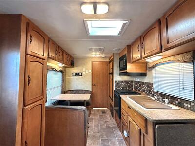 2011 Puma Palomino - Photo 2 - Albuquerque, NM 87105