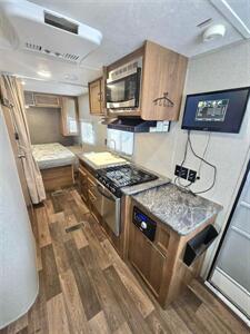 2018 Keystone Springdale 211 - Photo 2 - Albuquerque, NM 87105