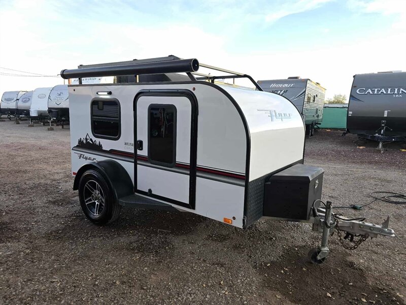 2018 INTECH FLYER CHASE FC5X9   - Photo 1 - Albuquerque, NM 87105